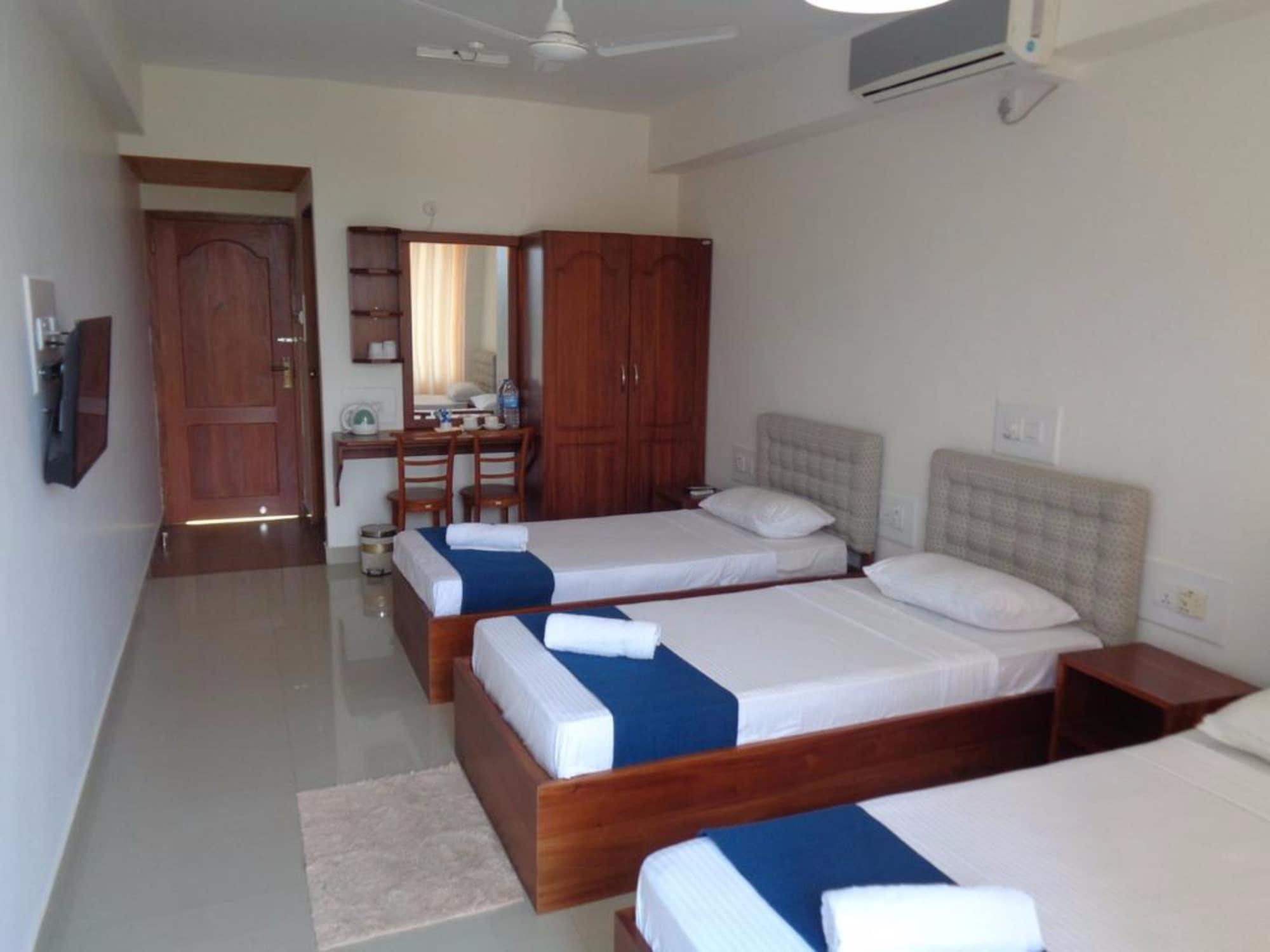 Sky View Grand Hotel Kandy Bagian luar foto