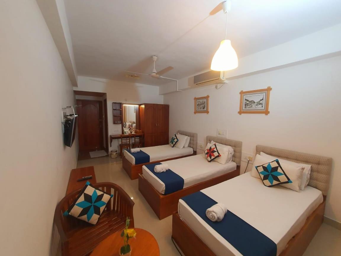 Sky View Grand Hotel Kandy Bagian luar foto
